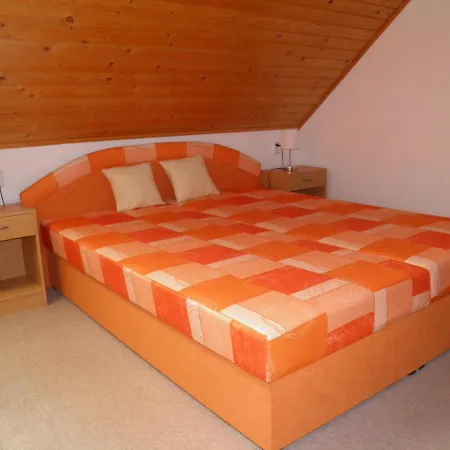 Privat Kovacova 펜션 Žiar